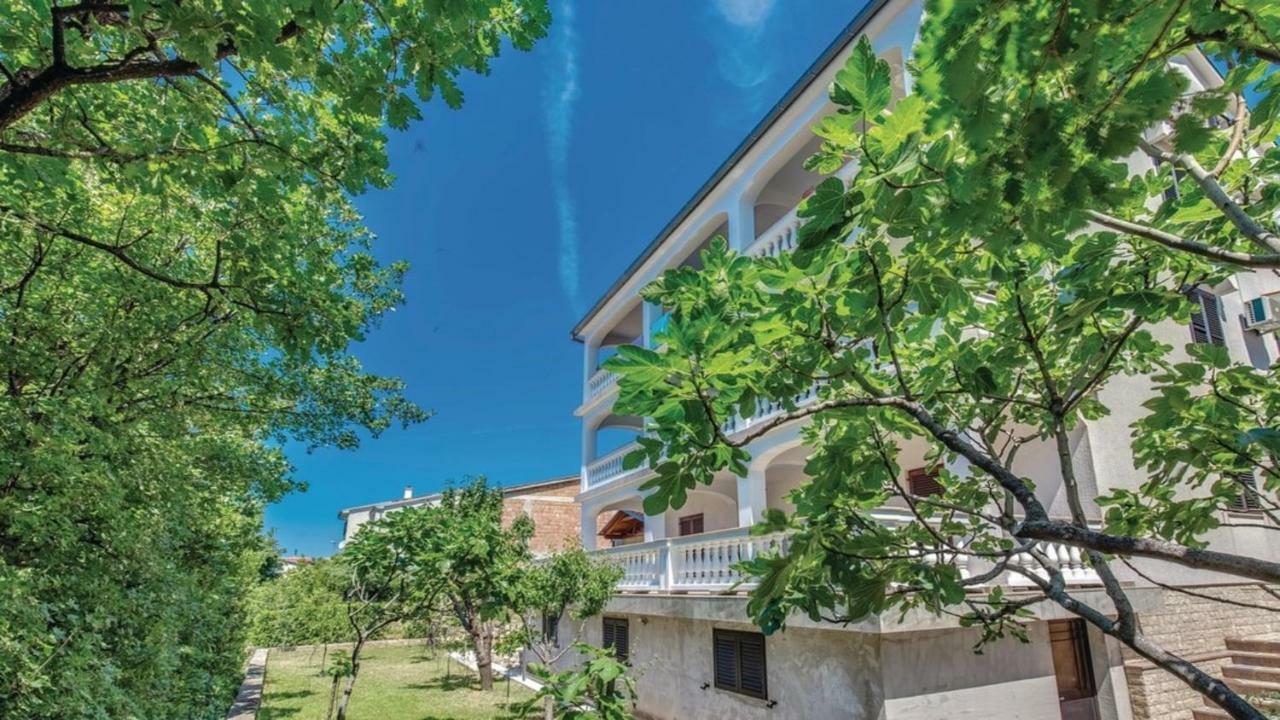 Apartments Skulin 诺维·维诺多尔斯基 外观 照片