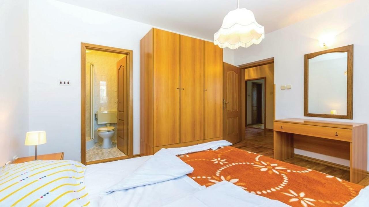 Apartments Skulin 诺维·维诺多尔斯基 外观 照片